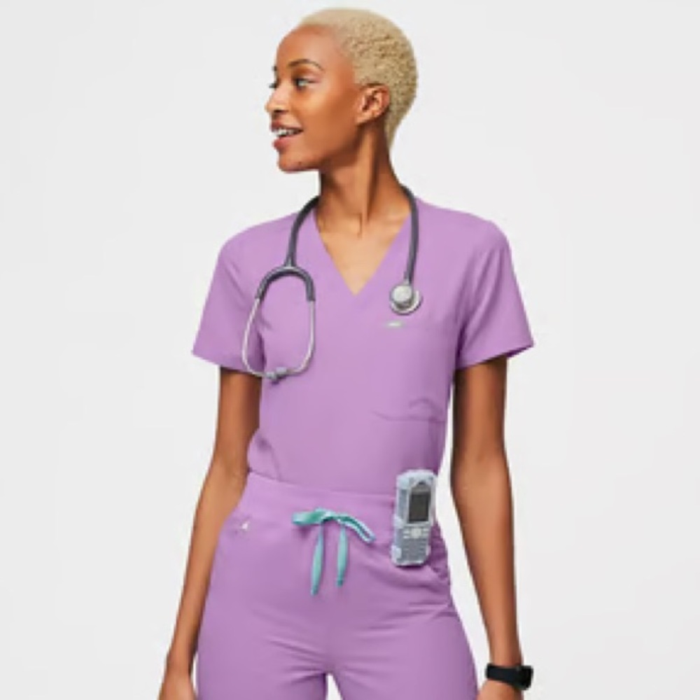 Figs Catarina Scrub Top and High Waisted Yola Scrub Pant - Lilac Dawn S/S-Tall